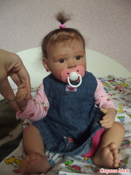 Хотела сделать близняшек. Но "родились" они в разное время. Малышка Нелечка!