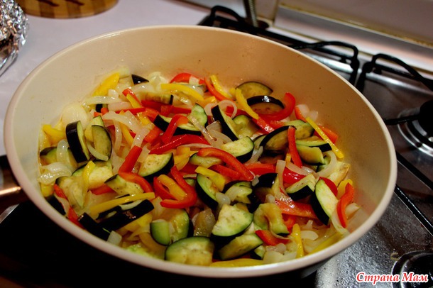 Форель радужная в фольге, да с овощами в сливочном соусе! )))Рыбные мы! (Дополнила)