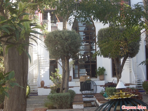187. . ." Caribbean Village Agador "