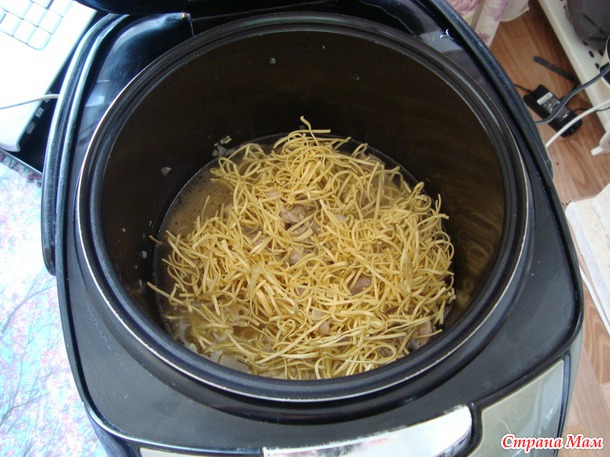 Куриная лапша, но не суп.