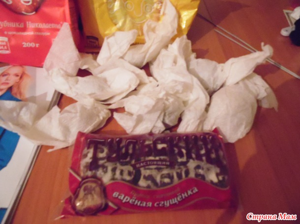Приятно получать подарки! Жизнь сразу расцветает всеми цветами радуги!