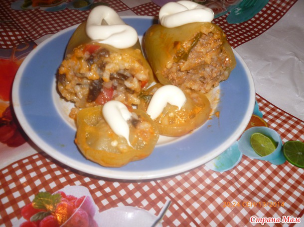 Перчик фаршированный грибами