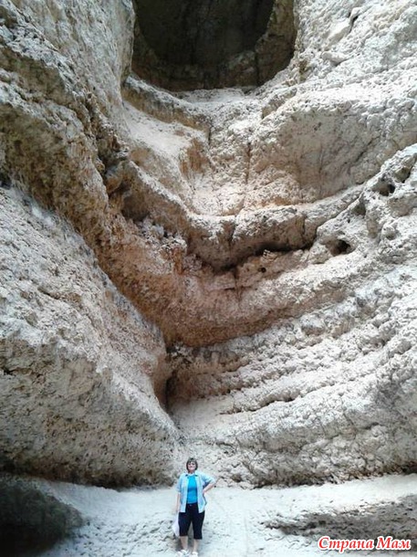   (Wadi Shab)     .