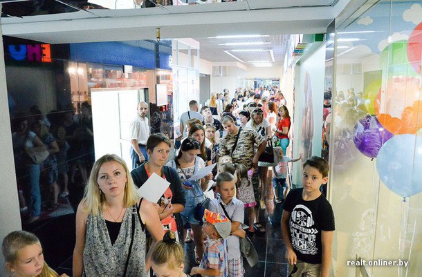 В Минске открылся первый зоопарк, в котором можно гладить животных