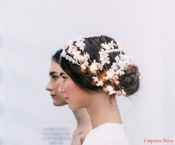   . Backstage at Reem Acra Fall 2015.