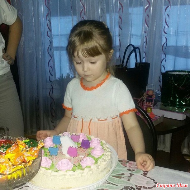 . Платье для внучки