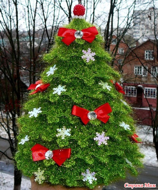 Елка вязаная