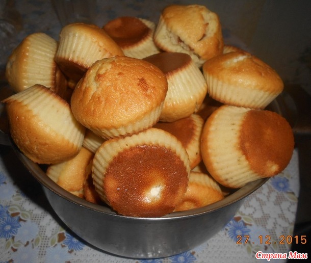 Кексы с начинкой.