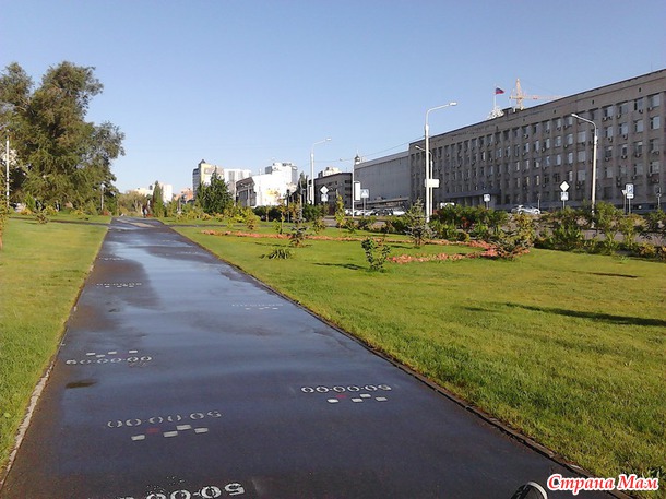 Поздравьте нас! Мы официально в заду.