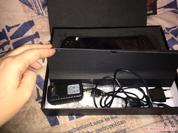 Игровая приставка JXD S7800B +