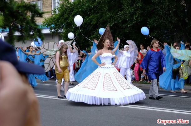 12.06.2015. День города. Карнавал. Концерт "Яхонта" (Мемуары)