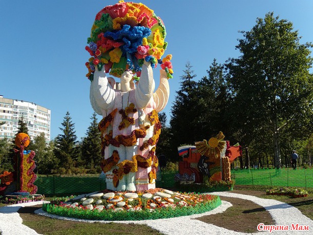 Цветники и цветочные скульптуры