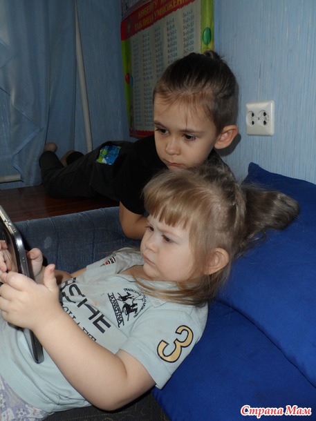 Алисе 2 года и 3 месяца