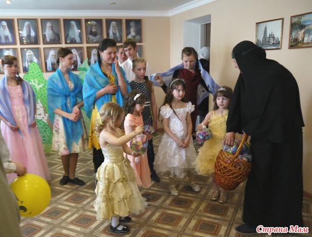 Пасхальный детский утренник (много фото)