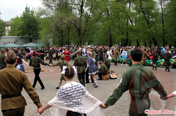 9 мая в Белгороде (бал под открытым небом)