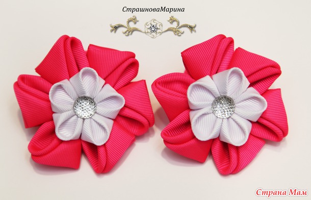 Канзаши из ткани. Мне понравилось.