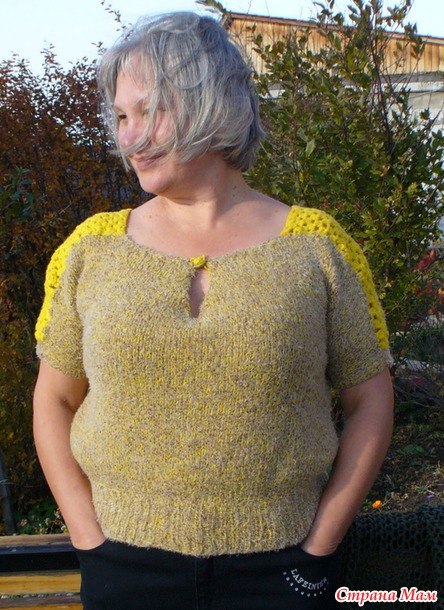 Кофта с цельнокроеным рукавом, связанная мной спицами.