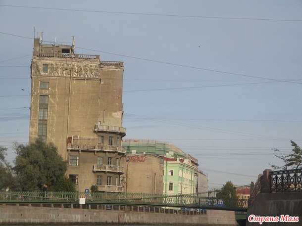 Готические дома в Санкт-Петербурге