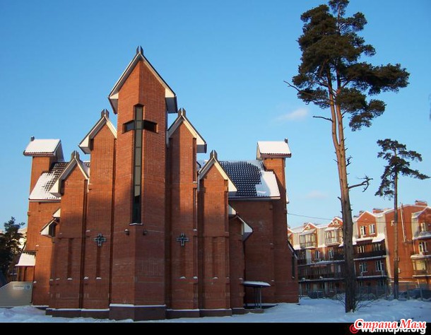 Готические дома в Санкт-Петербурге