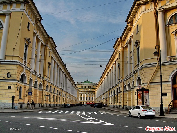 Самые необычные улицы Петербурга