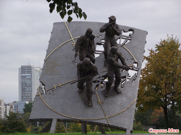 9 «профессиональных» памятников в Санкт-Петербурге