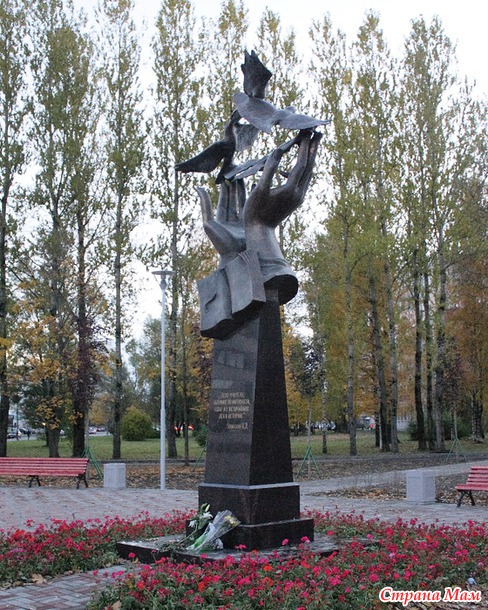 9 «профессиональных» памятников в Санкт-Петербурге