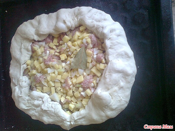 Башкирский зур балэш или по русски большой пирог с мясом и картошкой