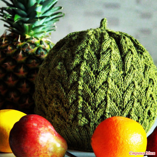 . Шапочка Moon от Kim Hargreavs