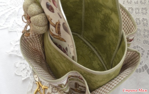 Корзинка для рукоделия "Sewing"