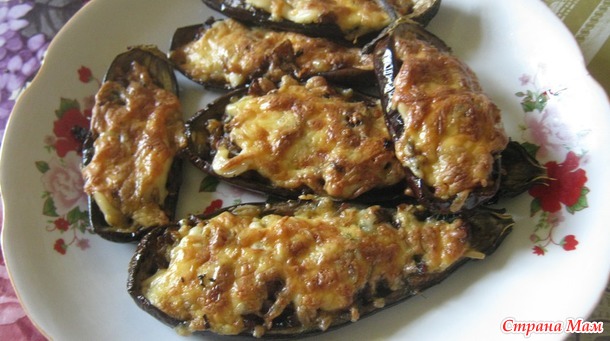 Лодочки из баклажан с фаршем