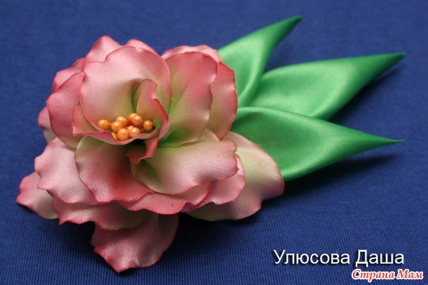 Покажу свои цветочки из атласных лент