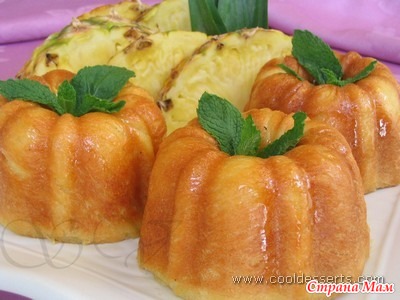"���������� ������� ����" (Pineapple Rum Babas)