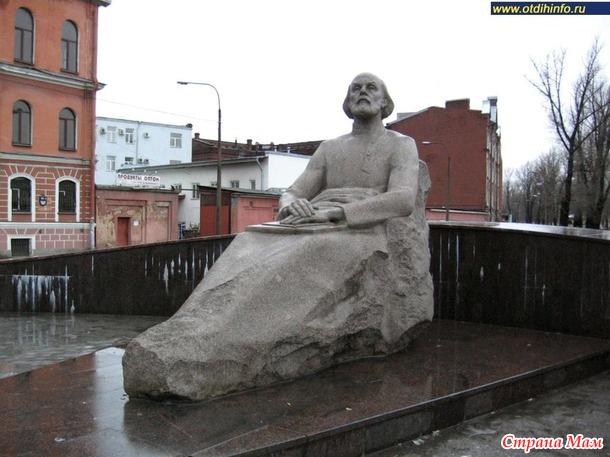 Прогулка по космическим местам Петербурга: 10 мест
