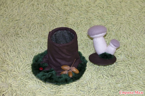Игольница-грибок на пенёчке