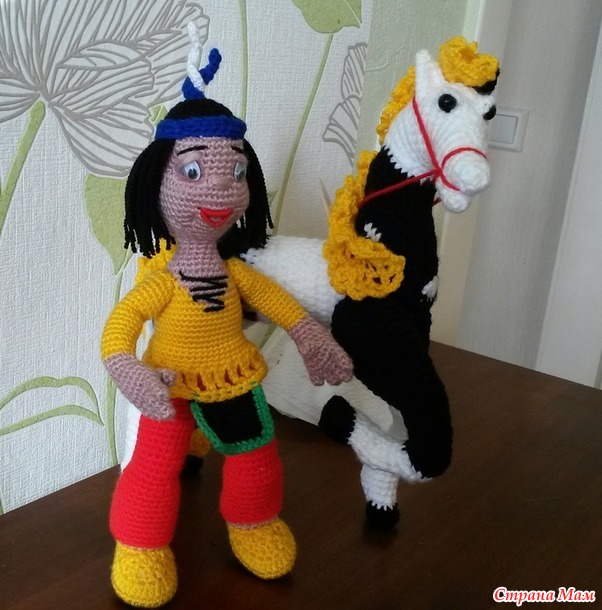 Маленький индеец Якари со своим мустангом Громом.