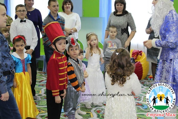 Фотоотчет о новогоднем утреннике!