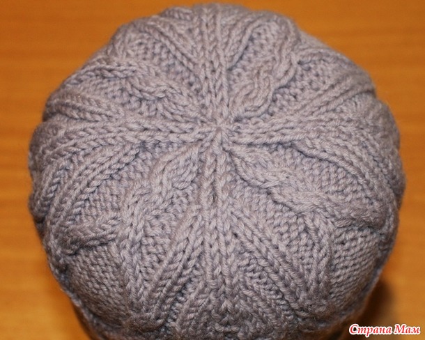 - PEMBROKE HAT BY KIRSTEN KAPUR.