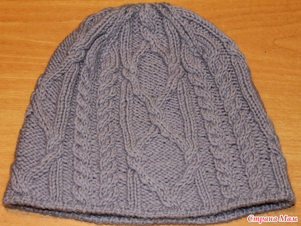 - PEMBROKE HAT BY KIRSTEN KAPUR.