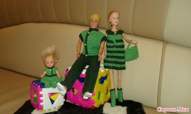 Family look или Нарядила семью куклы "Барби"