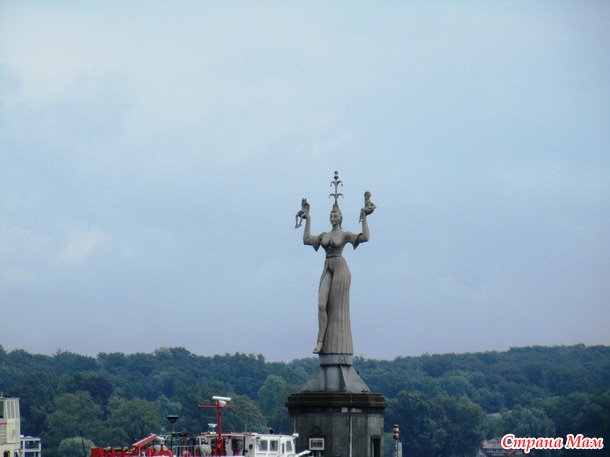 Статуя Свободы на Боденском озере