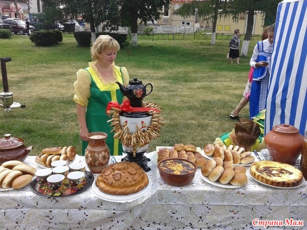 На ярмарке в Павлово