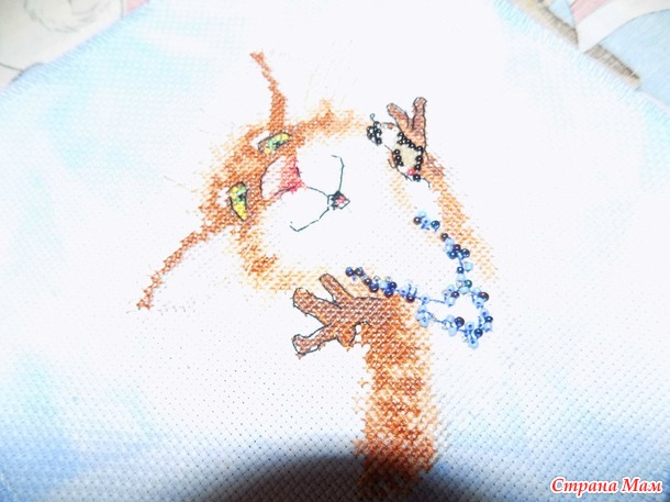 *кошка с телефоном. фирма алиса. готова!)
