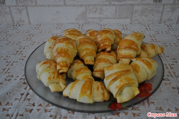 Очень вкусная выпечка для всей семьи. Печем сигаретки или дамские пальчики как у Нателлы Борисовны. много фото.