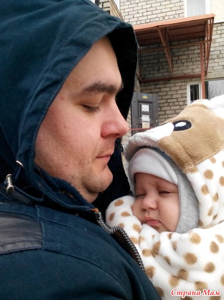 Толику 7 месяцев и 11 дней.
