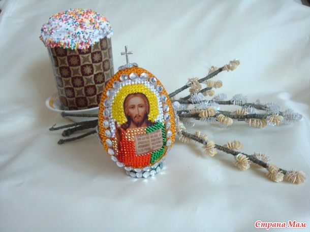 вышитые яйца
