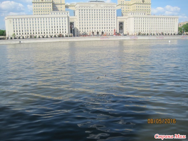 Воскресная прогулка в парке Горького