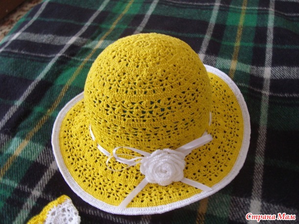 Платье и шляпка для девочки