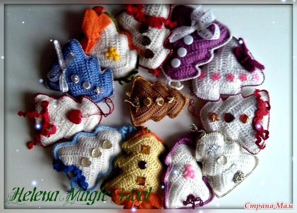 Елочные игрушки. Вязаные елочки и сердечки. Новогодний сувенир