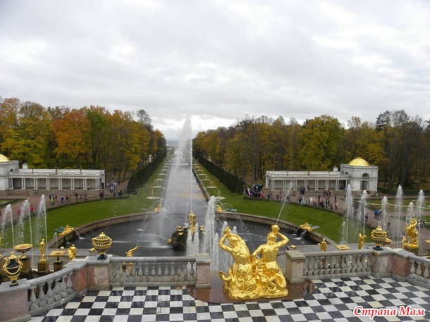 Прогулка по осеннему Петергофу