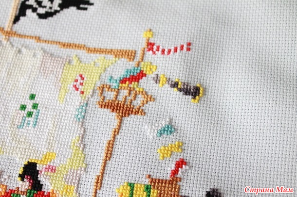 *Пиратский корабль от Bothy Threads